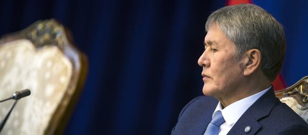 Президент Кыргызстана Алмазбек Атамбаев - Sputnik Казахстан