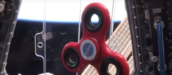 Спиннер в космосе - Sputnik Казахстан