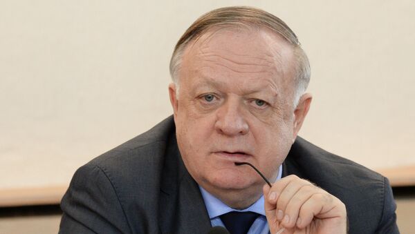 Председатель комитета Госдумы по обороне Виктор Заварзин - Sputnik Казахстан