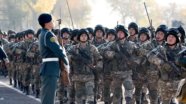 Военнослужащие Казахстана во время учений - Sputnik Казахстан