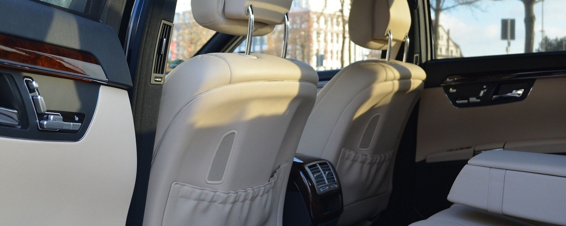 Автокөлік салоны - Sputnik Қазақстан, 1920, 08.08.2025