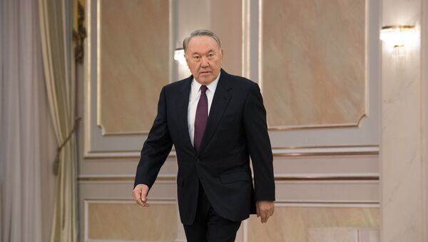 Нурсултан Назарбаев во время церемонии вручения верительных грамот - Sputnik Қазақстан
