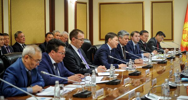 Премьер-министр КР Сапар Исаков на встрече в Астане - Sputnik Казахстан