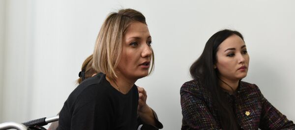 Лишившаяся ног после ДТП Екатерина Парафиева в зале судебных заседаний Лишившаяся ног после ДТП Екатерина Парафиева в зале судебных заседаний - Sputnik Казахстан