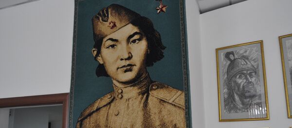 Портрет Алии Молдагуловой. Автор – Марат Габдрахманов Портрет Алии Молдагуловой. Автор – Марат Габдрахманов - Sputnik Казахстан