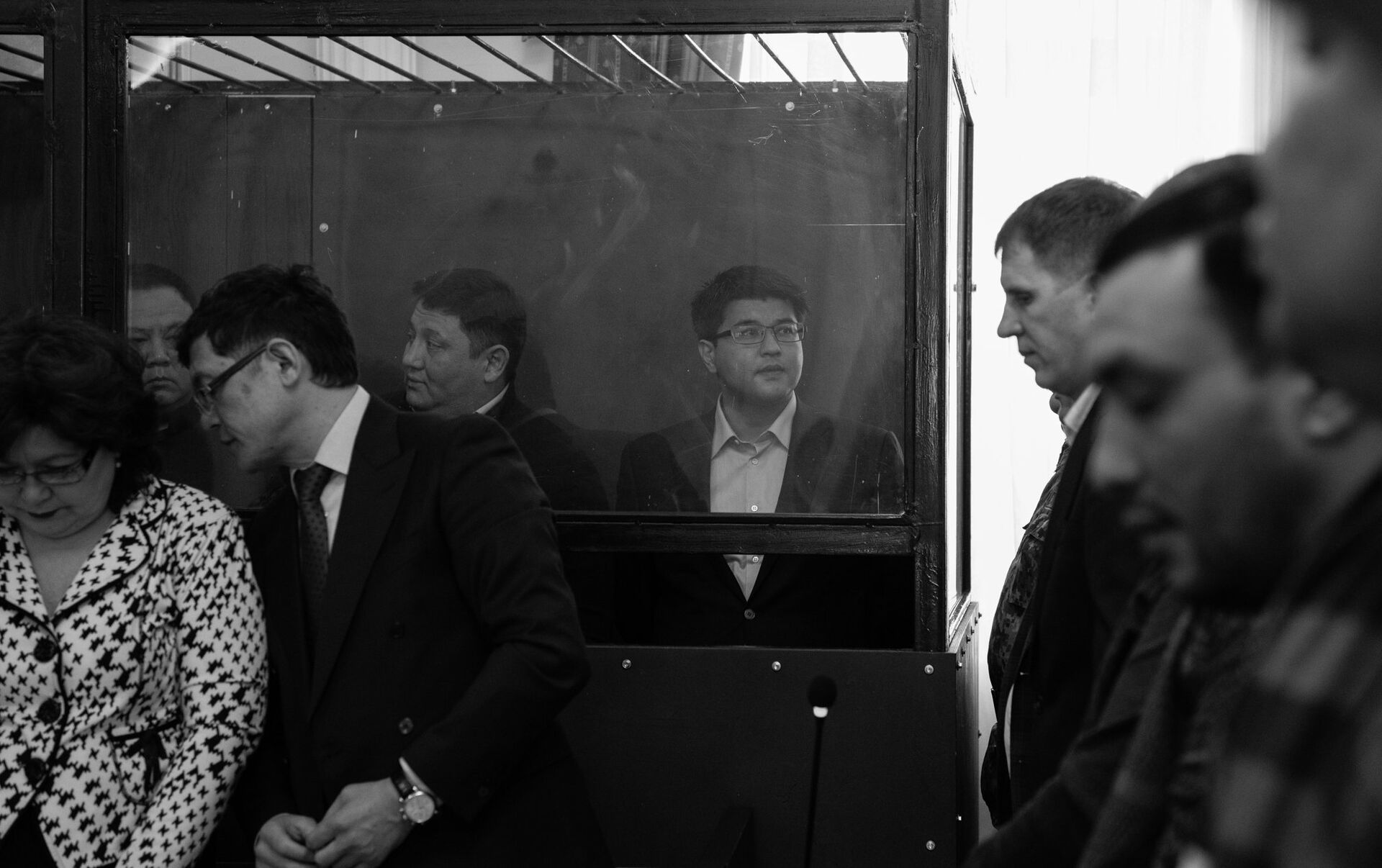 Куандыком Бишимбаевым. Фото с судебного заседания Бишимбаева. Бишимбаев в тюрьме.