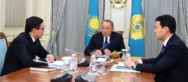 Встреча главы государства с председателем Национального Банка Данияром Акишевым Встреча главы государства с председателем Национального Банка Данияром Акишевым - Sputnik Казахстан