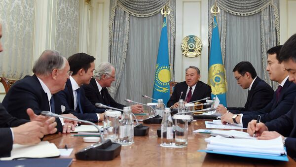 Нурсултан Назарбаев и руководство компании Rothschild & Co - Sputnik Казахстан