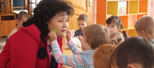 Директор детского дома Умiт Майра Бейсеканова Директор детского дома Умiт Майра Бейсеканова - Sputnik Казахстан