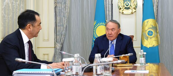 Нұрсұлтан Назарбаев премьер-министр Бақытжан Сағынтаевты қабылдады - Sputnik Қазақстан