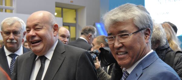 Михаил Швыдкой и Арыстанбек Мухамедиулы - Sputnik Қазақстан