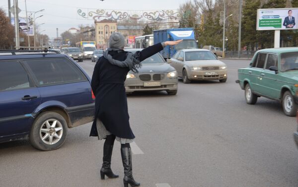 Такая необычная акция проводится в рамках широкомасштабной акции Неделя безопасности дорожного движения - Sputnik Казахстан