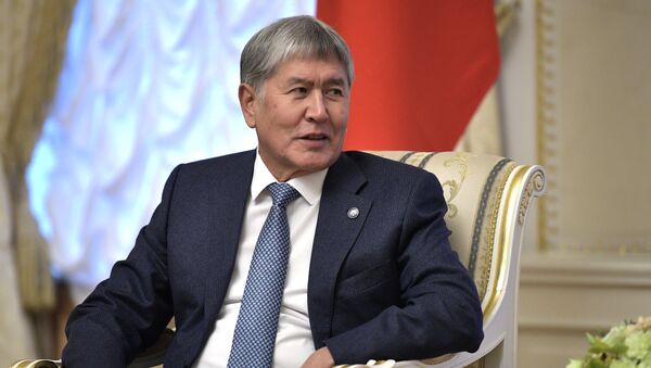 Президент Киргизии Алмазбек Атамбаев - Sputnik Казахстан