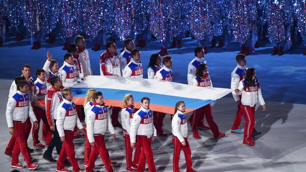 Вынос российского флага на Олимпиаде-2014 - Sputnik Казахстан