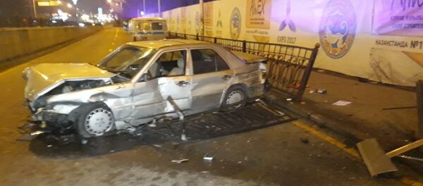 Угон Mercedes - Sputnik Казахстан