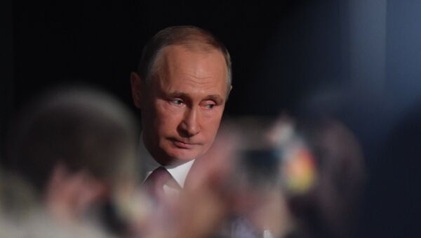 Ежегодная большая пресс-конференция президента РФ Владимира Путина - Sputnik Казахстан