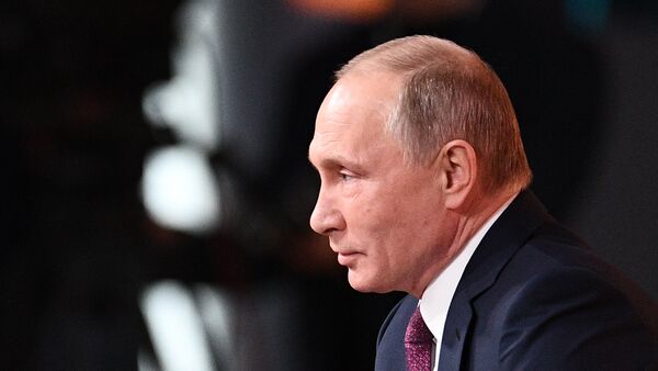 Ежегодная большая пресс-конференция президента РФ Владимира Путина - Sputnik Казахстан