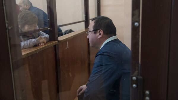 Экс-директор столичного филиала АО Евразийский банк Мурат Муканов на скамье подсудимых - Sputnik Казахстан