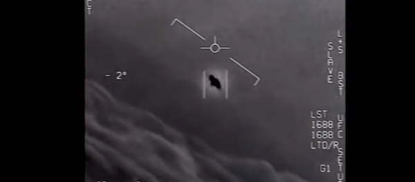 Американские ВВС зафиксировали НЛО в небе над Сан-Диего Американские ВВС зафиксировали НЛО в небе над Сан-Диего - Sputnik Казахстан