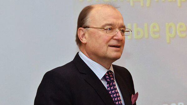 Профессор Университета Данди, член Международного совета по праву в области окружающей среды Сергей Виноградов - Sputnik Казахстан