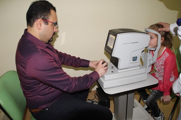 Хирурги турецкой глазной клиника прооперировали детей-сирот в Алматы - Sputnik Казахстан