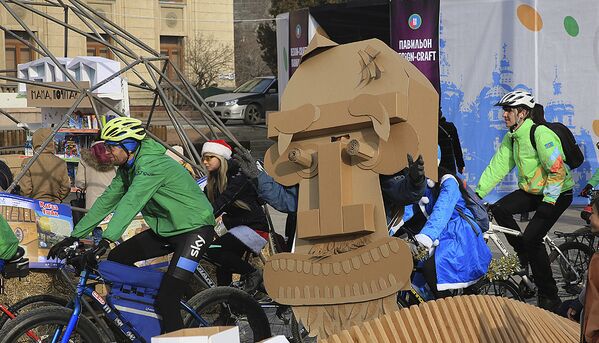 Предновогодний парад - Sputnik Казахстан