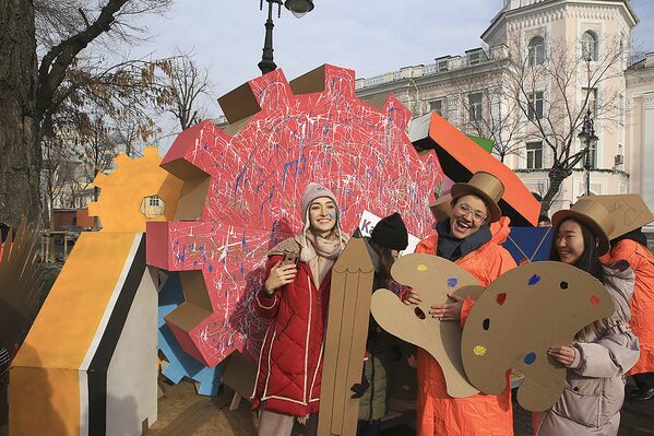 Предновогодний парад - Sputnik Казахстан