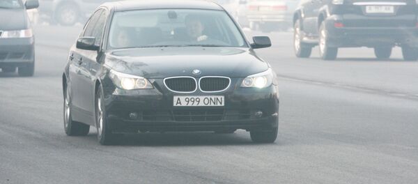 Автомобиль на дороге, архивное фото - Sputnik Казахстан