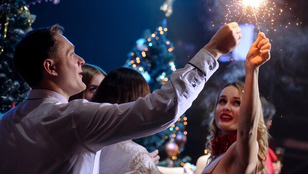 Новогодняя вечеринка - Sputnik Казахстан