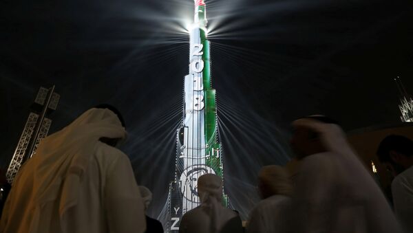 Новогоднее лазерное шоу в Дубае - Sputnik Казахстан