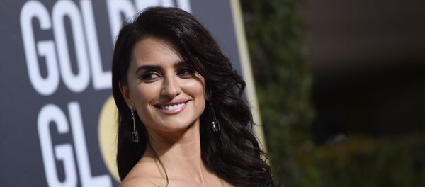 Пенелопа Крус. Золотой глобус-2018 Пенелопа Крус. Золотой глобус-2018 - Sputnik Казахстан