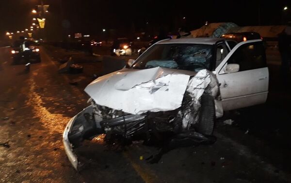 Разбитый автомобиль в результате ДТП на Восточной объездной дороге в Алматы - Sputnik Казахстан