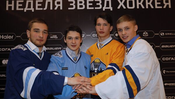 Молодые участники Матча звезд КХЛ - Sputnik Казахстан