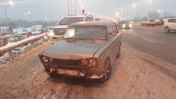 Смертельный наезд на дорожного работника - Sputnik Казахстан
