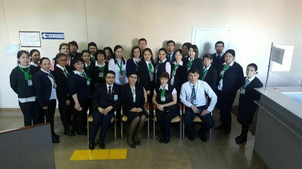 Бакытжан Ташенов с коллегами Бакытжан Ташенов с коллегами - Sputnik Казахстан