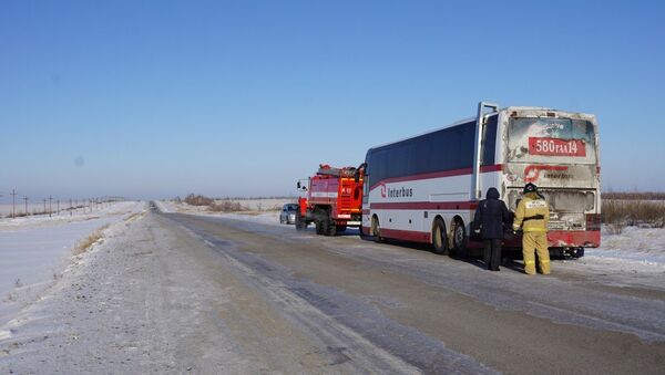 Автобус с казахстанскими хоккеистами сломался в России - Sputnik Казахстан