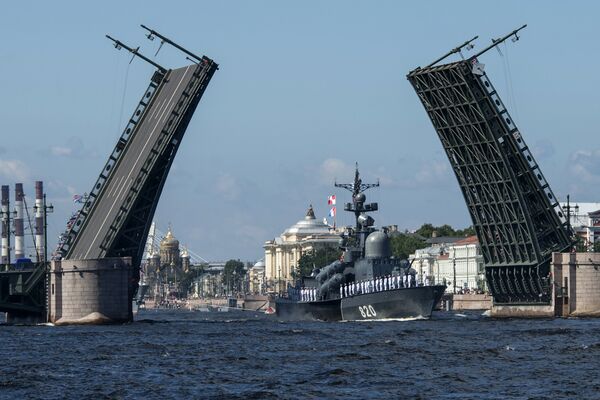 Развод мостов в Санкт-Петербурге - Sputnik Казахстан