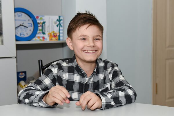 Участник первого сезона проекта Ты супер! Рома Корнеев  - Sputnik Казахстан