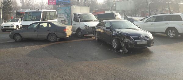 Жол апаты Жол апаты - Sputnik Қазақстан