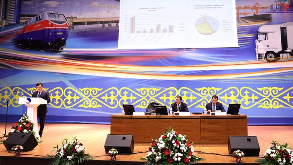 Совещание по вопросам повышения эффективности транспортно-логистической инфраструктуры - Sputnik Казахстан