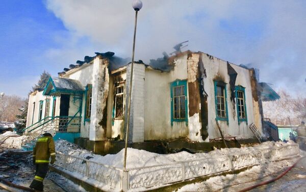 Сгоревший храм в селе Тургень - Sputnik Казахстан