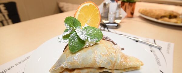 Блинчики на Масленицу: как приготовить идеальный французский креп - Sputnik Казахстан