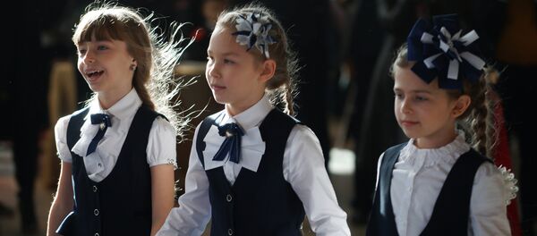 Школьницы, архивное фото - Sputnik Казахстан