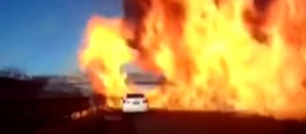 Стена из огня Стена из огня - Sputnik Казахстан