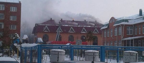 Крупный развлекательный комплекс горит в Петропавловске - Sputnik Казахстан