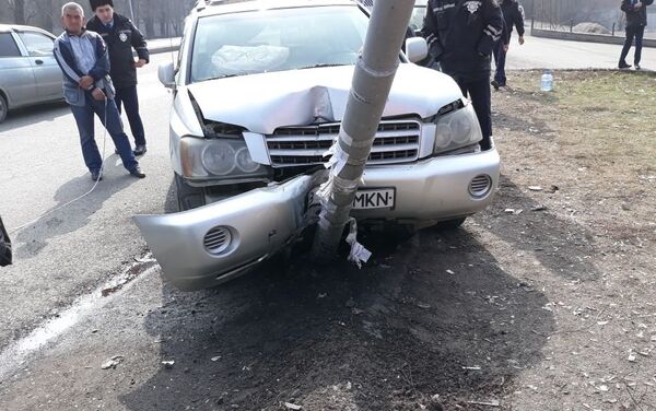 Сердечный приступ случился у водителя Хайлендера за рулем - Sputnik Казахстан