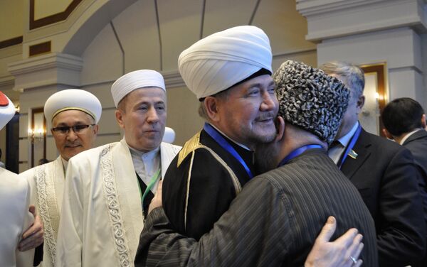 Участники международного форума мусульман Евразии - Sputnik Казахстан