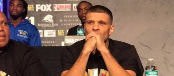 Боксер Сергей Деревянченко Боксер Сергей Деревянченко - Sputnik Казахстан