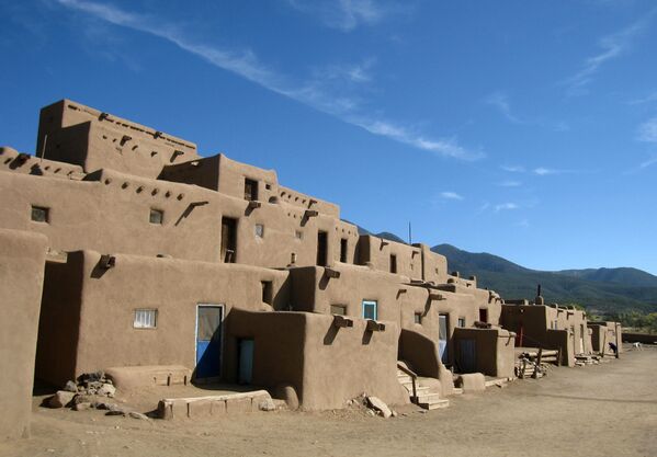 Индейское поселение в Таосе, Нью-Мексико - Sputnik Казахстан