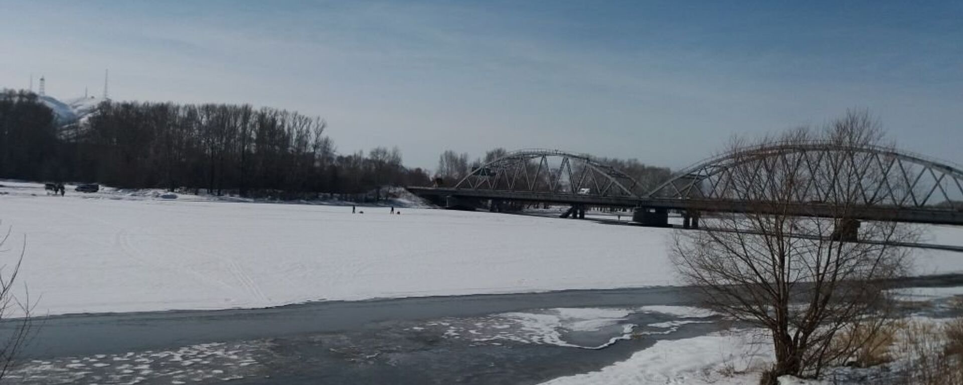 Қыстағы өзен - Sputnik Қазақстан, 1920, 17.11.2025